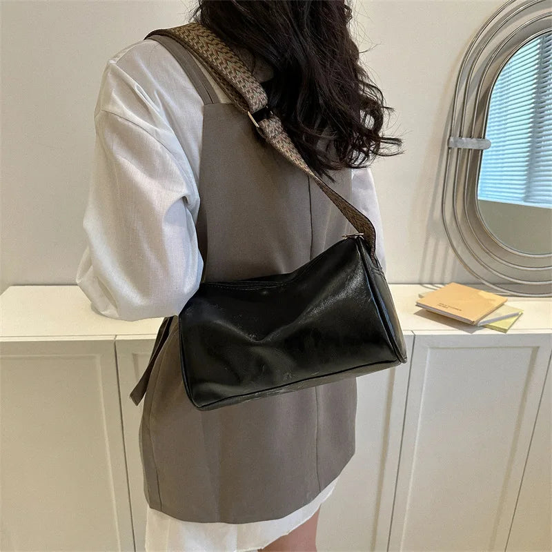 Chic Vintage PU Leather Boston Handbag - Fashion Crossbody